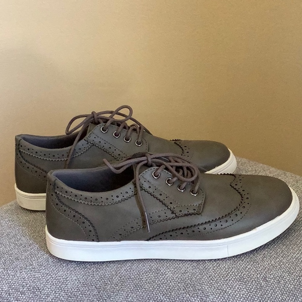 Steve Madden Bgamma Sneakers